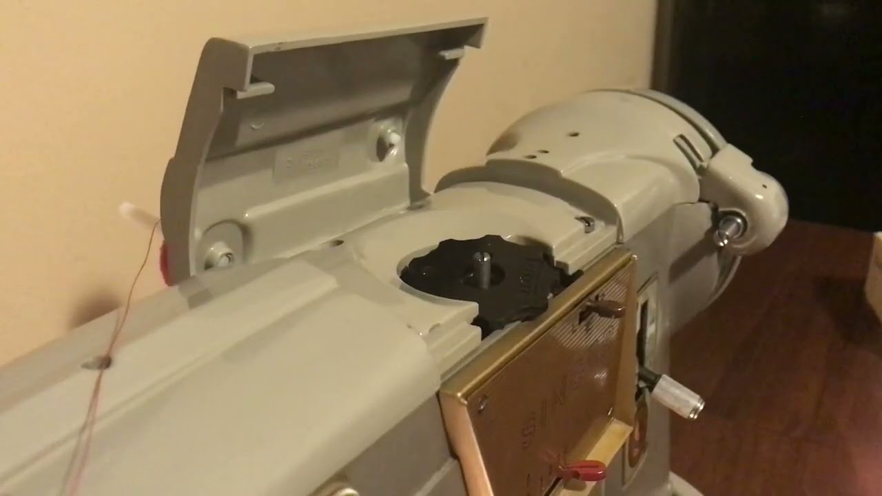Singer 328 sewing demo