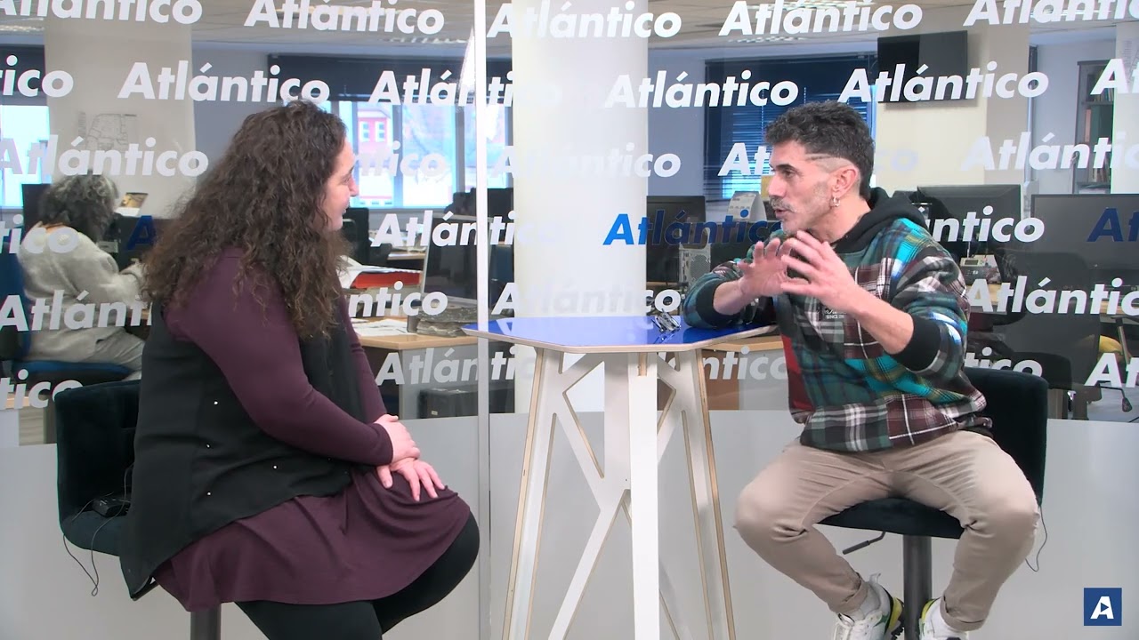 Xisco Feijóo, cantante e artista: 