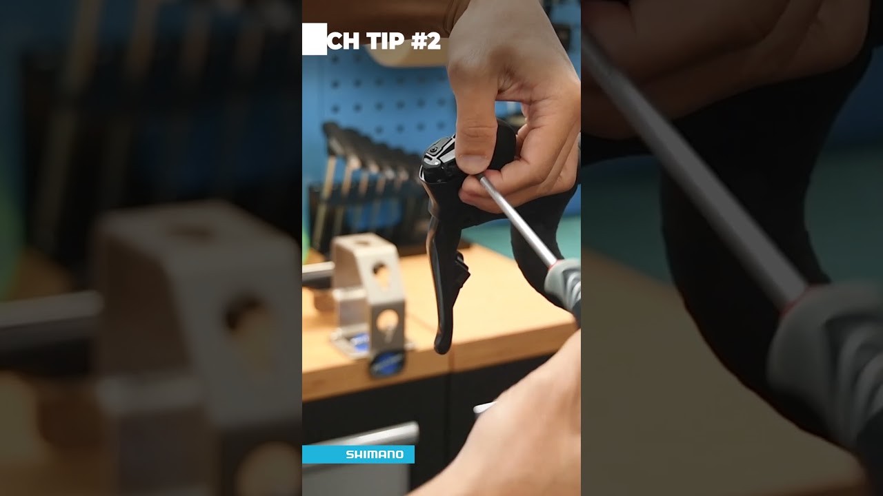 How To Check and Replace Di2 Shifter battery | Di2 Tech Tips #shimanosingaporetv
