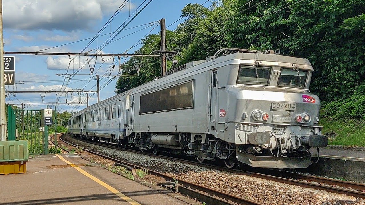 Spot en gare de Saint-Cyr !