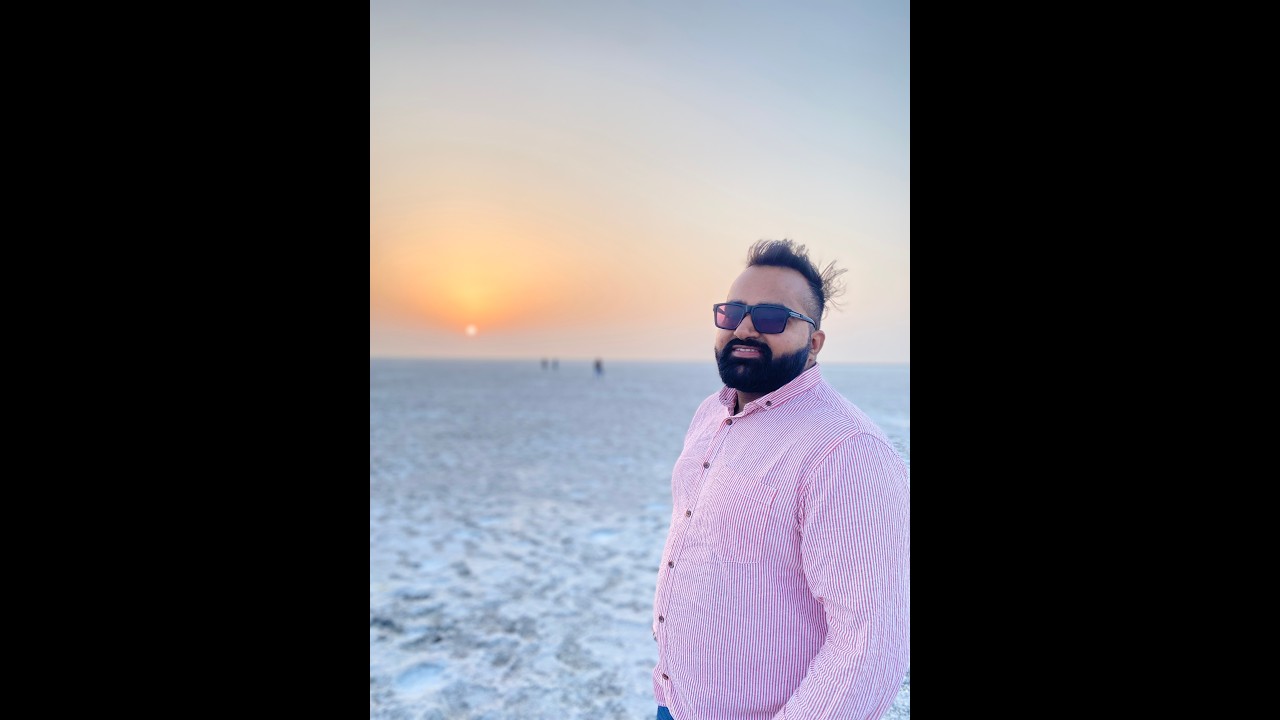 India’s White Desert Experience 🇮🇳 | Rann of Kutch Travel Vlog