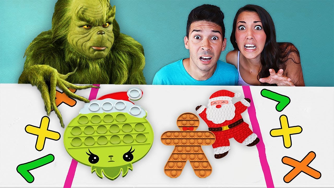 LO TIENI, LO SCAMBI O LO BUTTI CON I POP IT CON IL GRINCH! CI SCAMBIAMO POP IT DI NATALE CHALLENGE!
