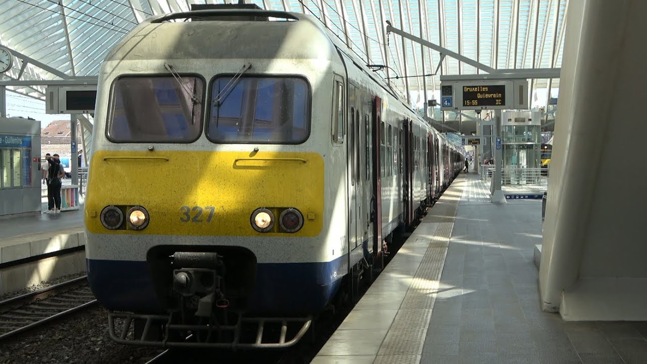 4x MS 80 (12 bakken!) vertrekken uit station Liège-Guillemins