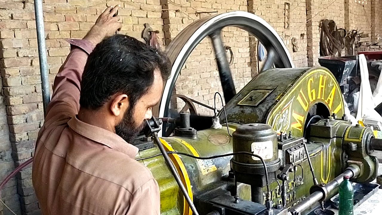2024? black old Indian starting motorcycle engine chakkar?250 starting 💪