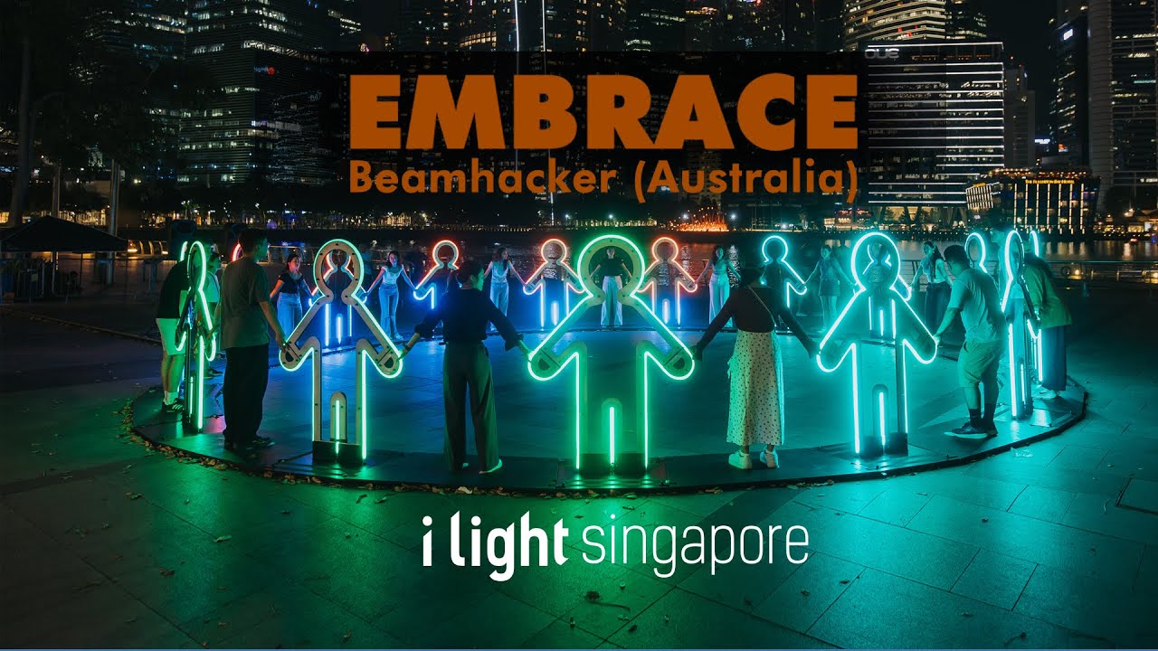 iLight Singapore - Embrace