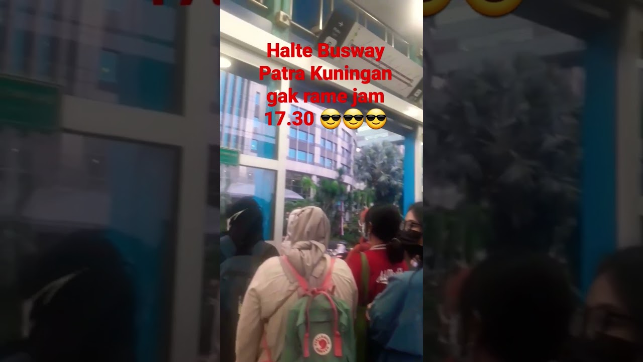 Halte Busway patra kuningan gak rame #shorts #shortvideo #shortsvideo #busway