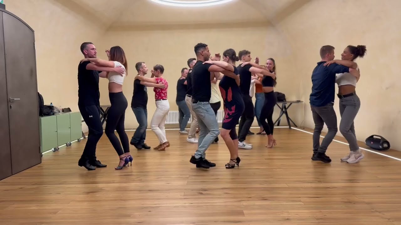 Kubánská salsa v Praze.  Hanser a Vilma