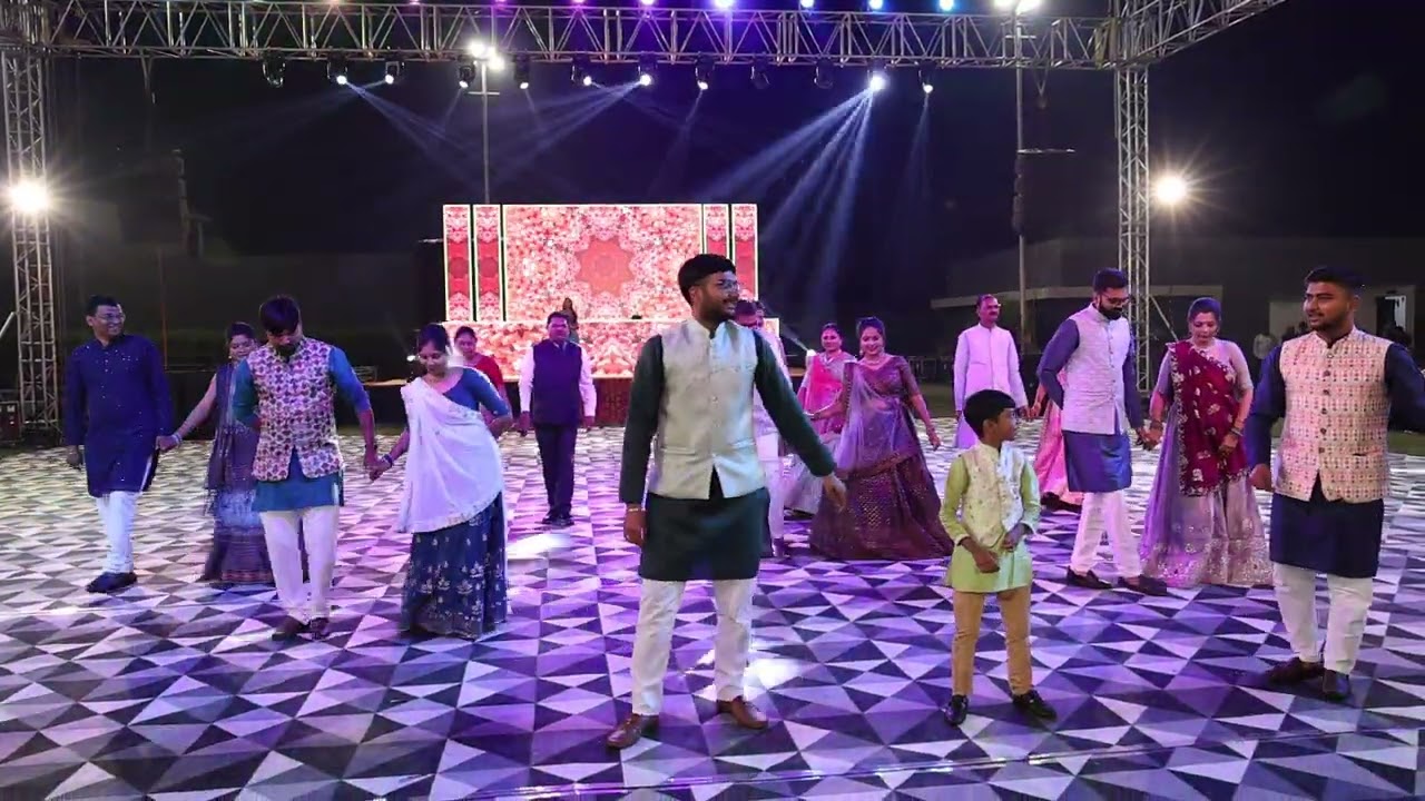 Easy Couple Dance For All Ages | Family Couple Dance | 