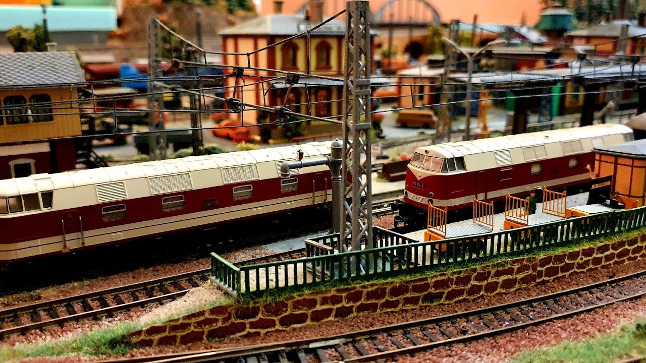 Simons TT Modellbahn | BR118 | Dicke Babelsbergerin auf kleiner Fahrt rund um Hartenfels | tt-scale