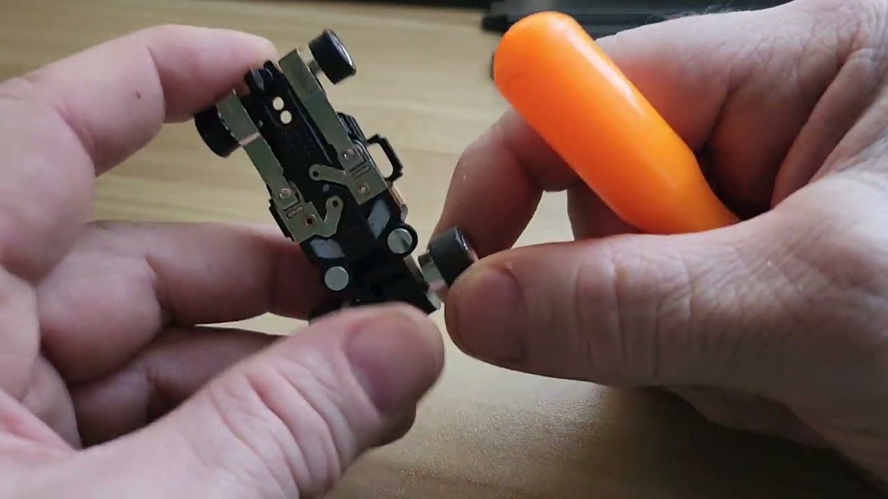 Make that Autoworld 4 gear car scream!