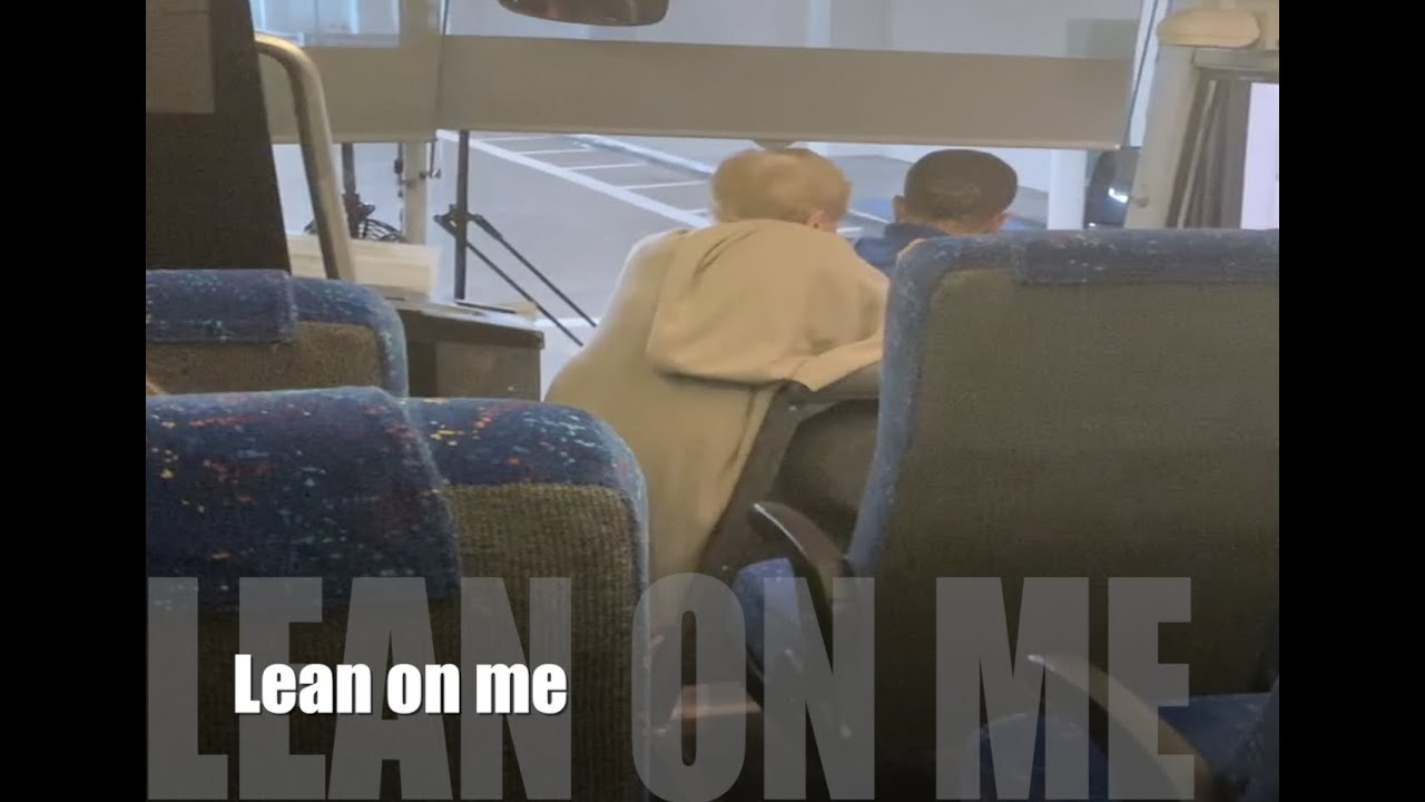 Passenger Captures an Amazing Act of Kindness