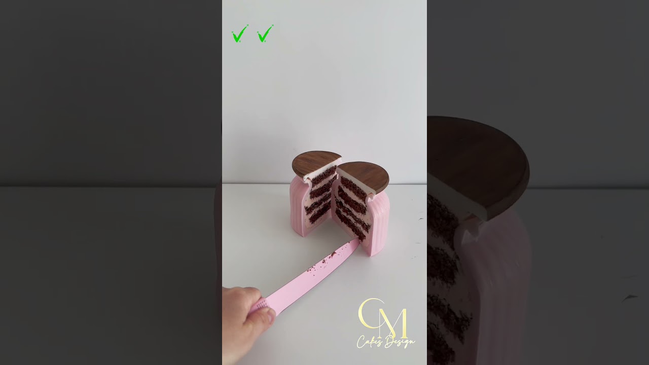 REAL OR CAKE ? 🍰 what note on 5 ? ☺️ #realisticcake #realorcake #myhouseisacake