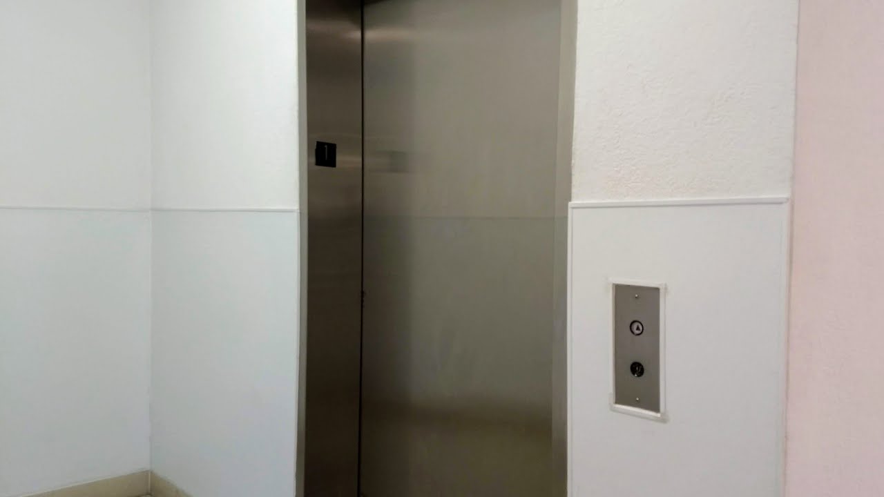 Montgomery Elevator @ Westgate Mall, San Jose CA