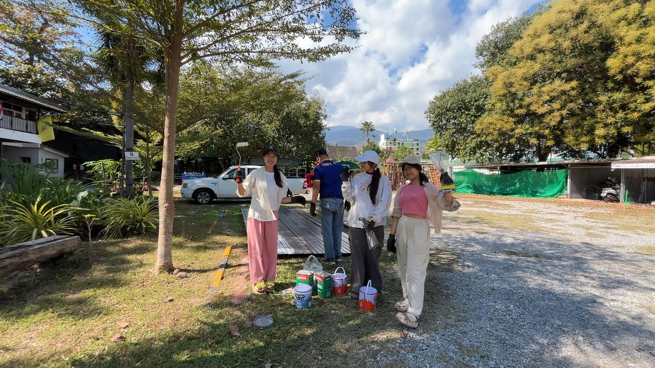 ทาสีเหล็กสร้างบ้านPainting steel to build a house.#changmai #ssc #เชียงใหม่ #ชุมชนยั่งยืนด้วยตนเอง