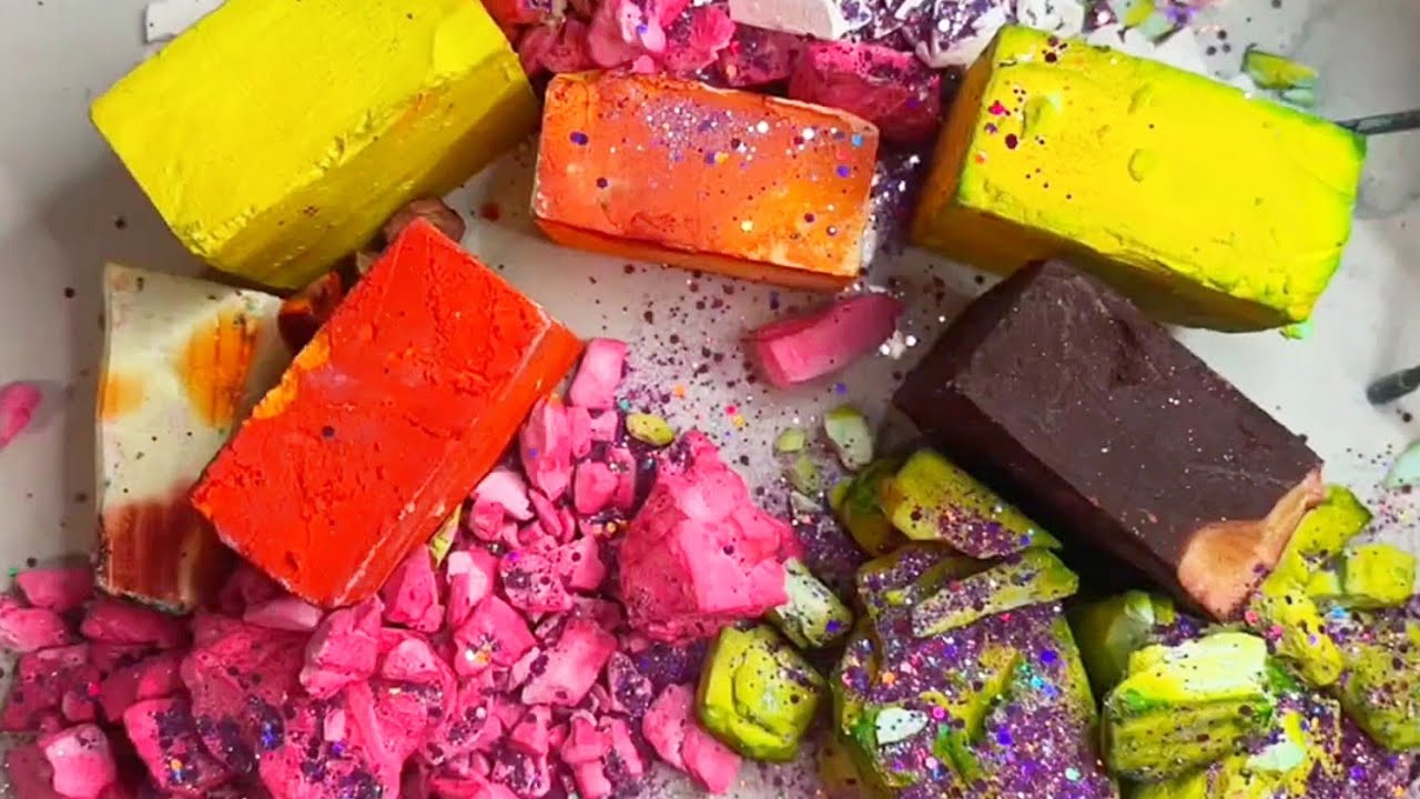 Colourful Dyed Gym chalk Crumbling #oddlysatisfying #gymchalkcrush #asmrsounds #stressrelief #asmr