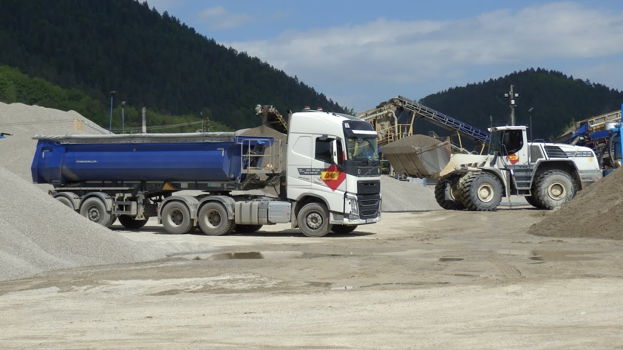 Liebherr 580 and Volvo FH 540 trucks with trailer