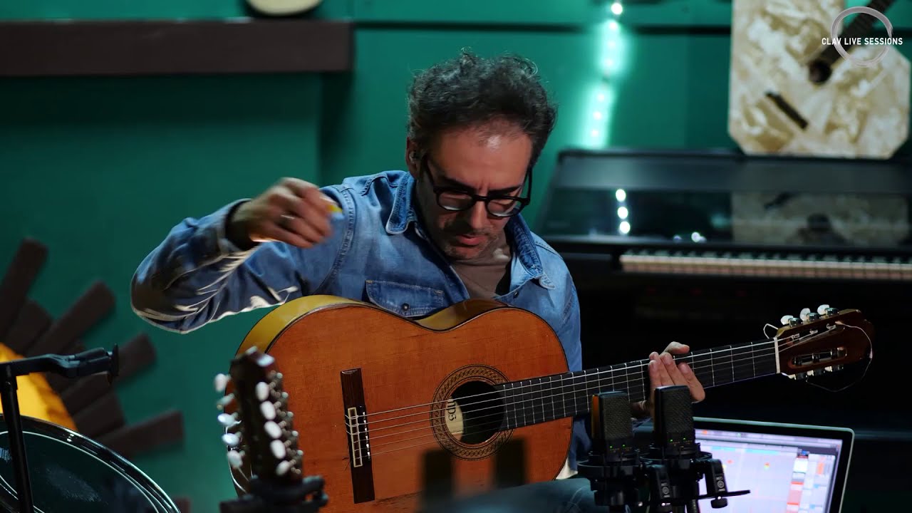 Venham Mais Cinco de José Afonso I Manuel de Oliveira I CLAV LIVE SESSION