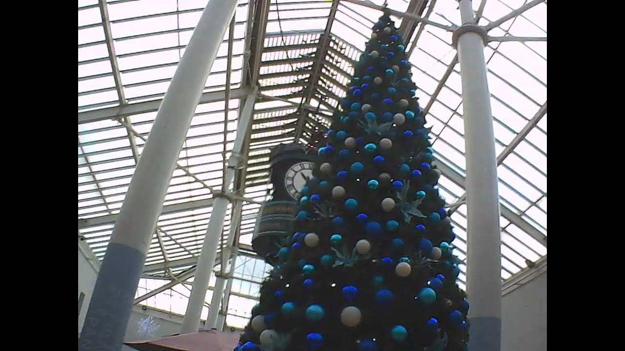 Christmas Decorations @ Idlewells Shopping Precinct