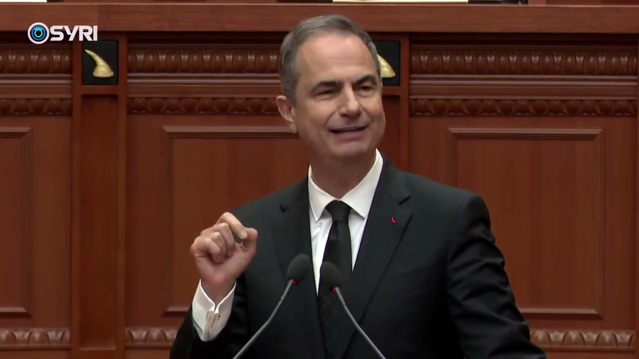 Boçi-mazhorancës: Po vidhni propozimin e opozitës për mësuesit dhe bëni sikur shpëtoni arsimin