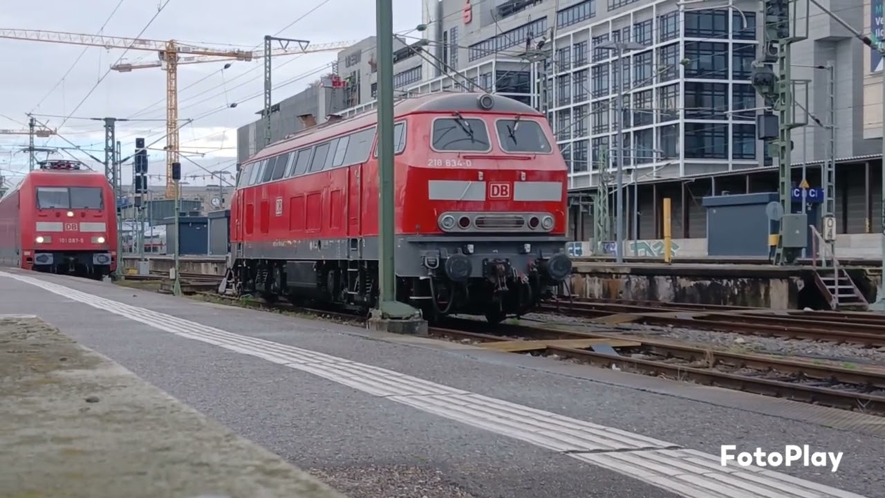 101 087-5 am IC Wattenmeer Sauber machen Türe zu und Abfahrt