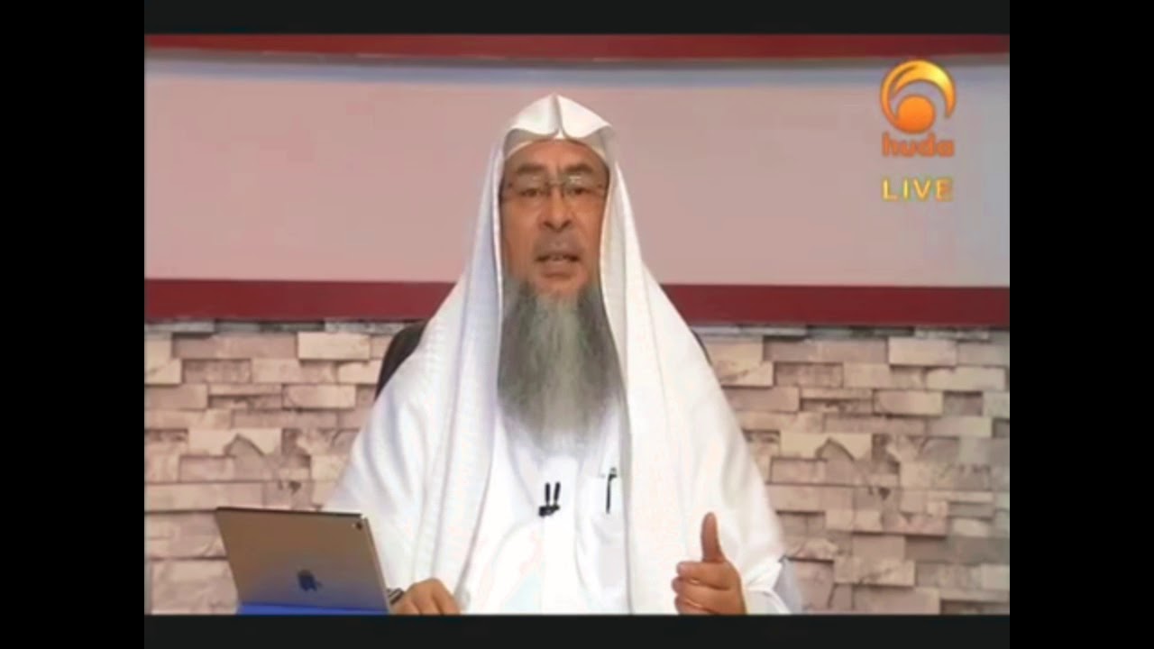 Should a practicing Muslim travel to UAE/Dubai for vacations? | Shaikh Assim Al Hakeem