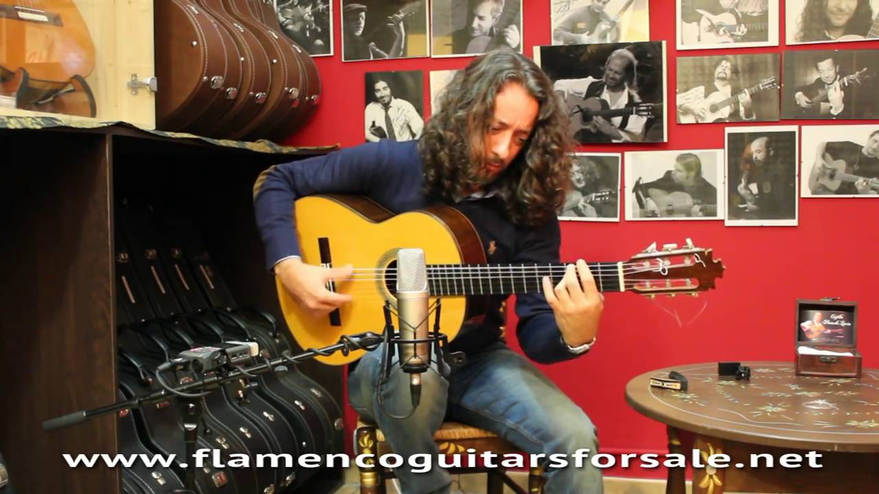 Francisco Barba 2002 flamenco guitar played by El Perla