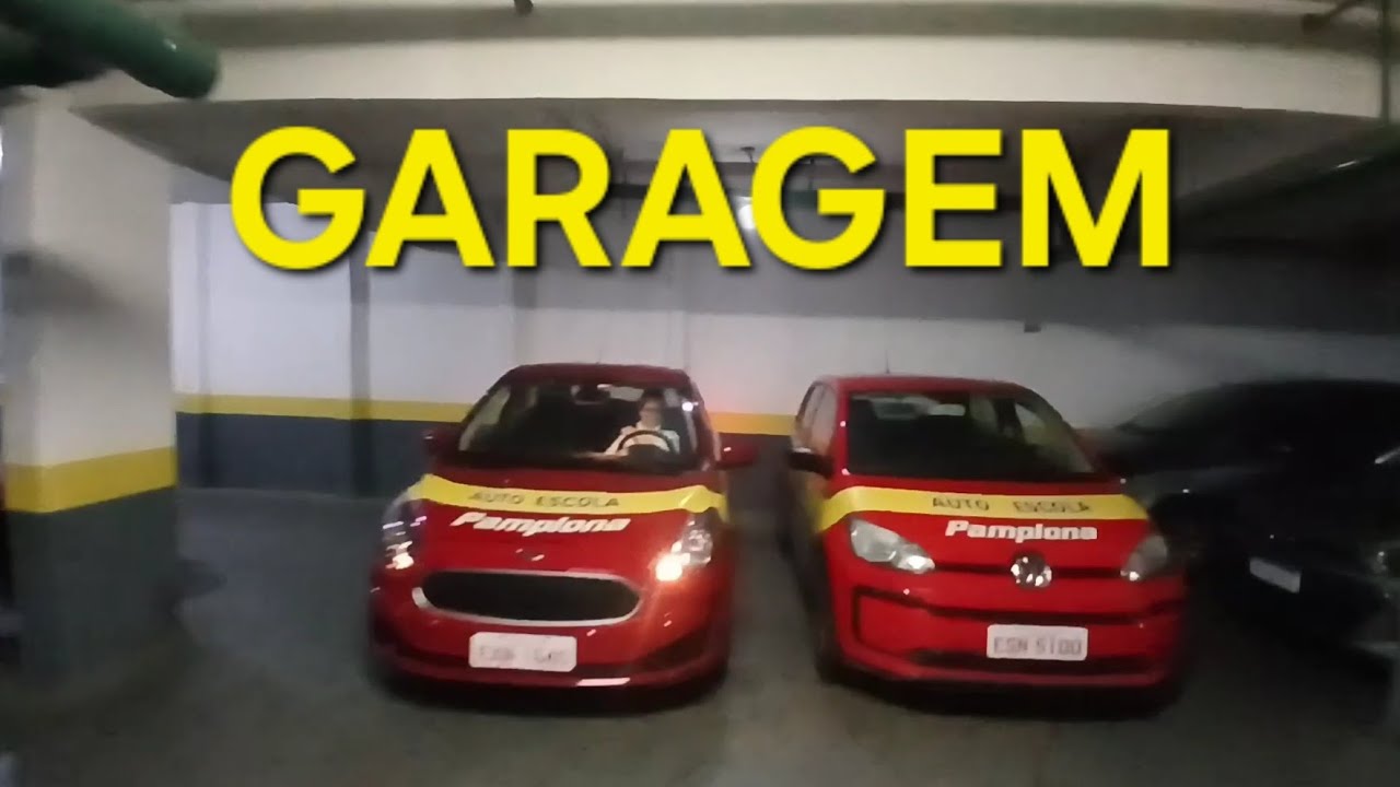 ENSINANDO ESTACIONAR NA GARAGEM