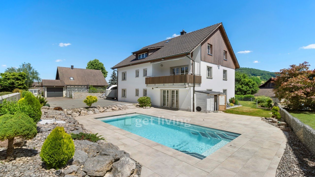 Z&Uuml;RICH-WEIACH: EINFAMILIENHAUS MIT POOL