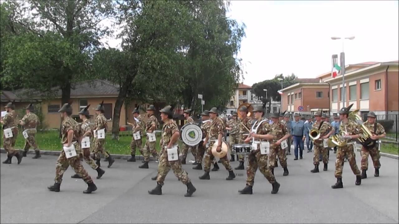 Cassago: il 35° del gruppo Alpini con la Fanfara di Asso