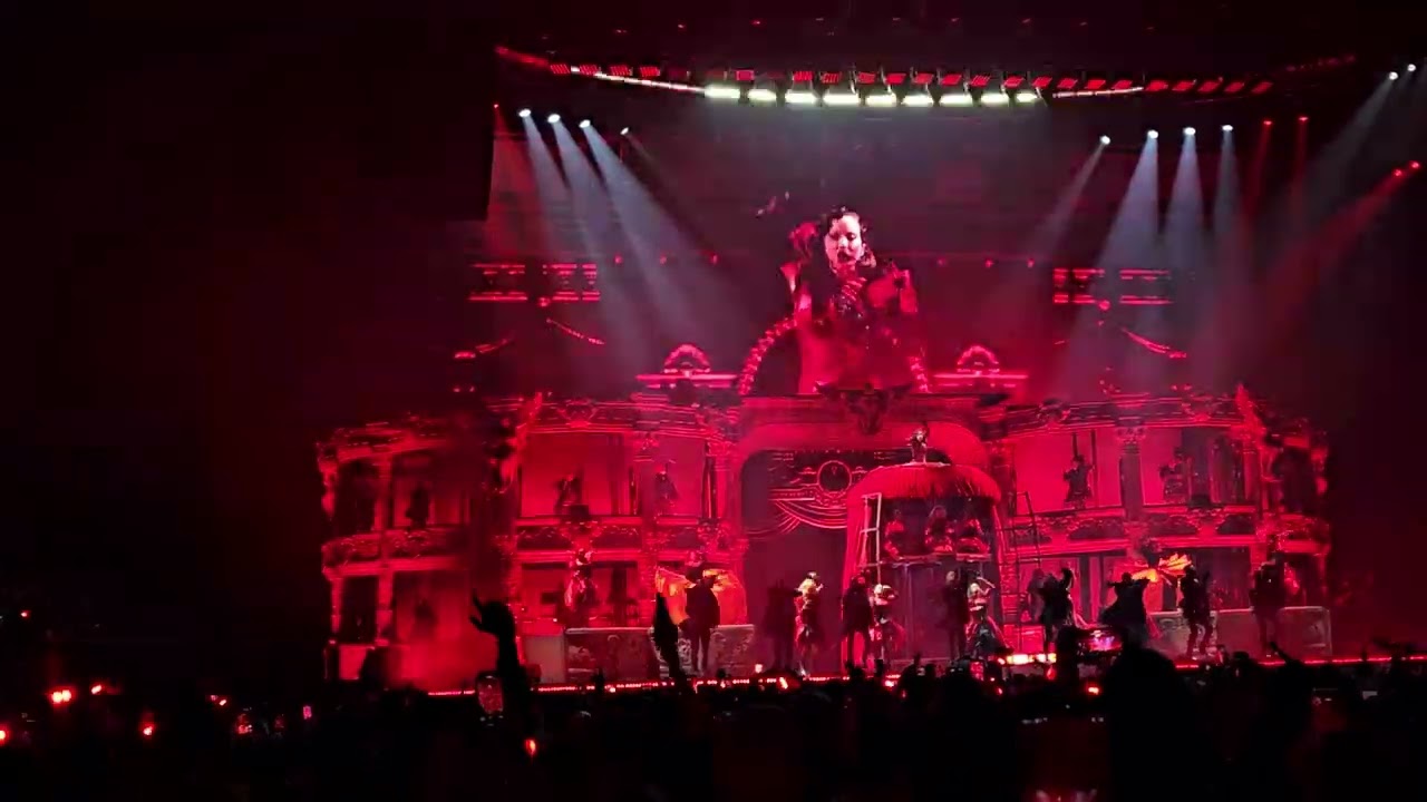 Lady Gaga – Mayhem Ball Opening (Inglewood, CA | Feb 19) Bloody Mary, Abracadabra, Judas, Scheiße