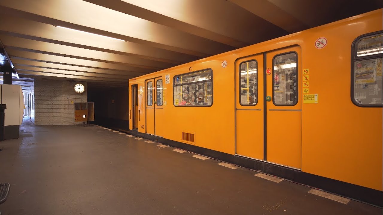 Germany, Berlin, U-Bahn ride from Eberswalder Straße to Rosa-Luxemburg-Platz