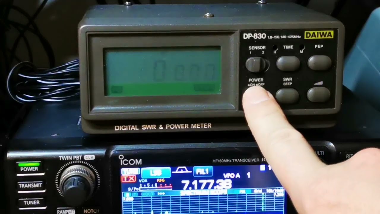 Daiwa DP-830 Digital Swr & Power Meter - Miernik wsp&oacute;łczynnika fali stojącej Swr oraz mocy
