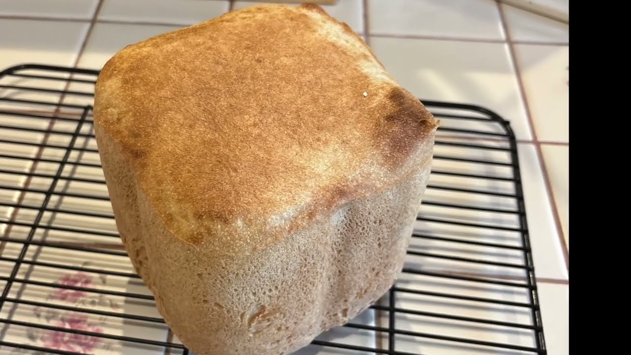 Simple and Easy Sourdough Bread Recipe in a Cuisinart CBK 110 -  Part 1