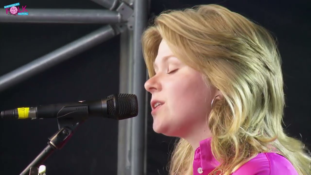 Katie Spencer at Shrewsbury Folk Festival 2023