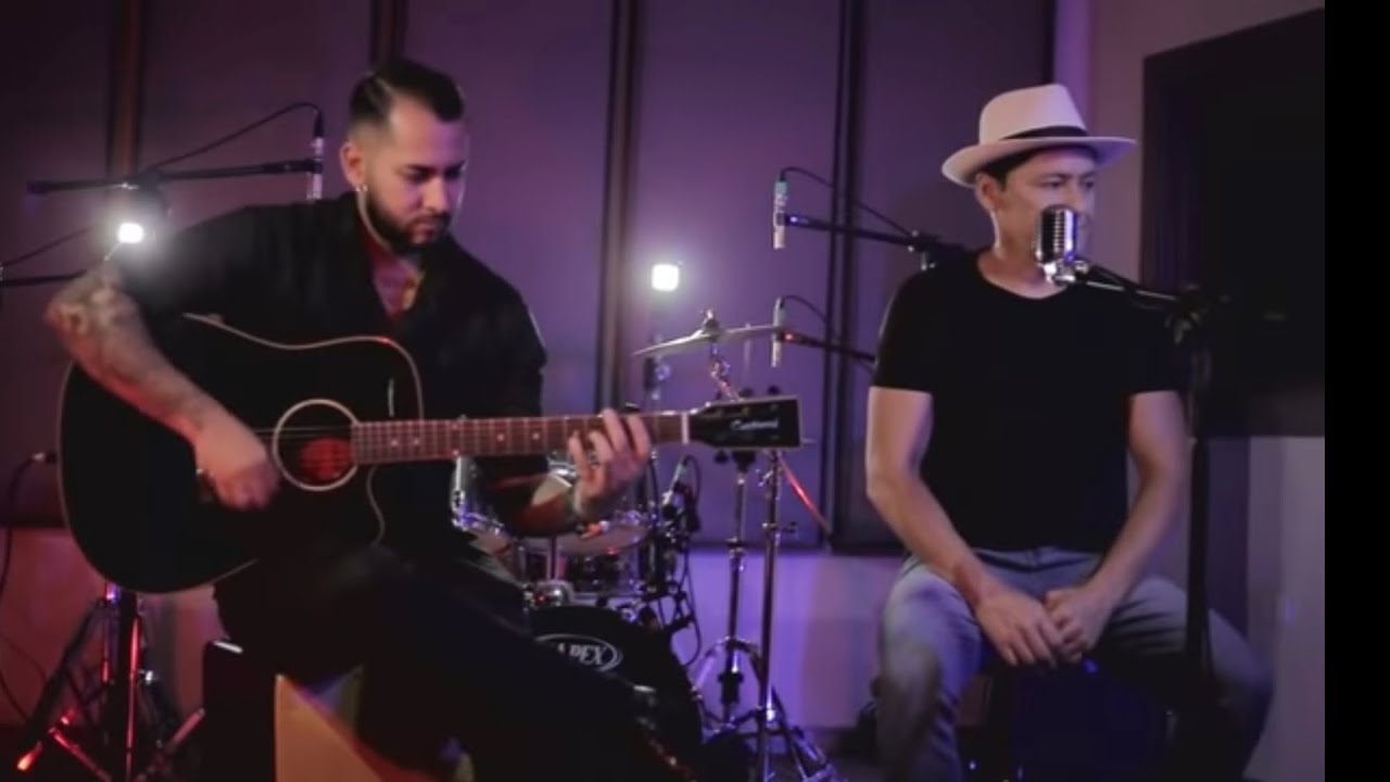 O CANTOR ANDRÉ LUIZ MÚSICA INTERNACIONAL NÃO VAI MAIS VOLTAR CLIPE OFICIAL em fortaleza