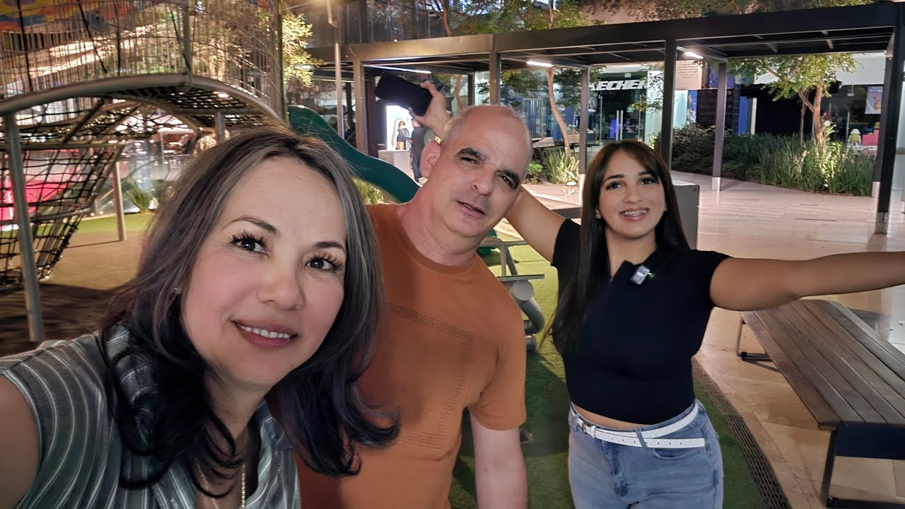 Así Celebramos el Cumpleaños de Kary Sánchez en Plaza Andares 🎉 | Guadalajara Vlog