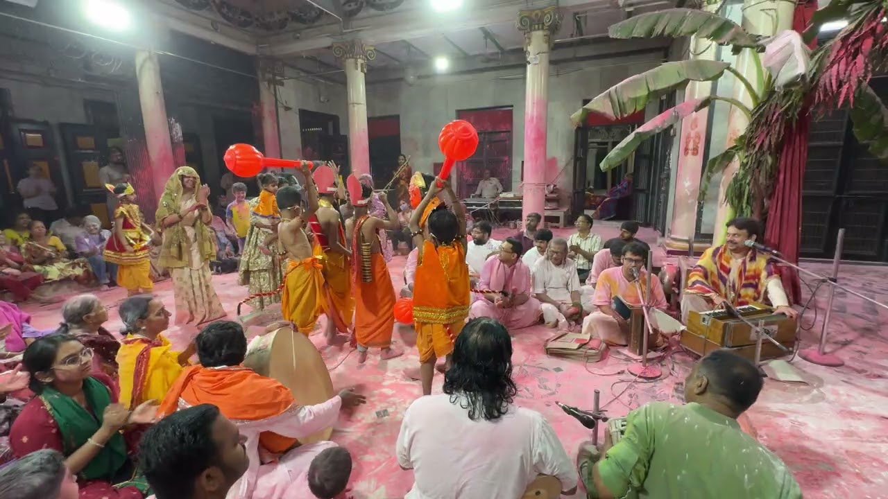 मृग नैनी को यार - प्रथमगृहनिधि श्रीनटवरलालजी मंदिर गोस्वामी हवेली-दोशीवाडा की पोल कालुपुर अहमदाबाद