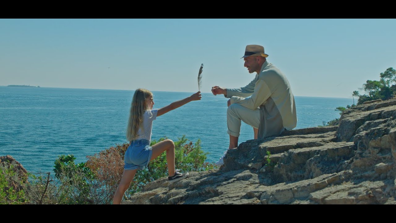 R.CAN - Vivre d'art (Clip officiel)