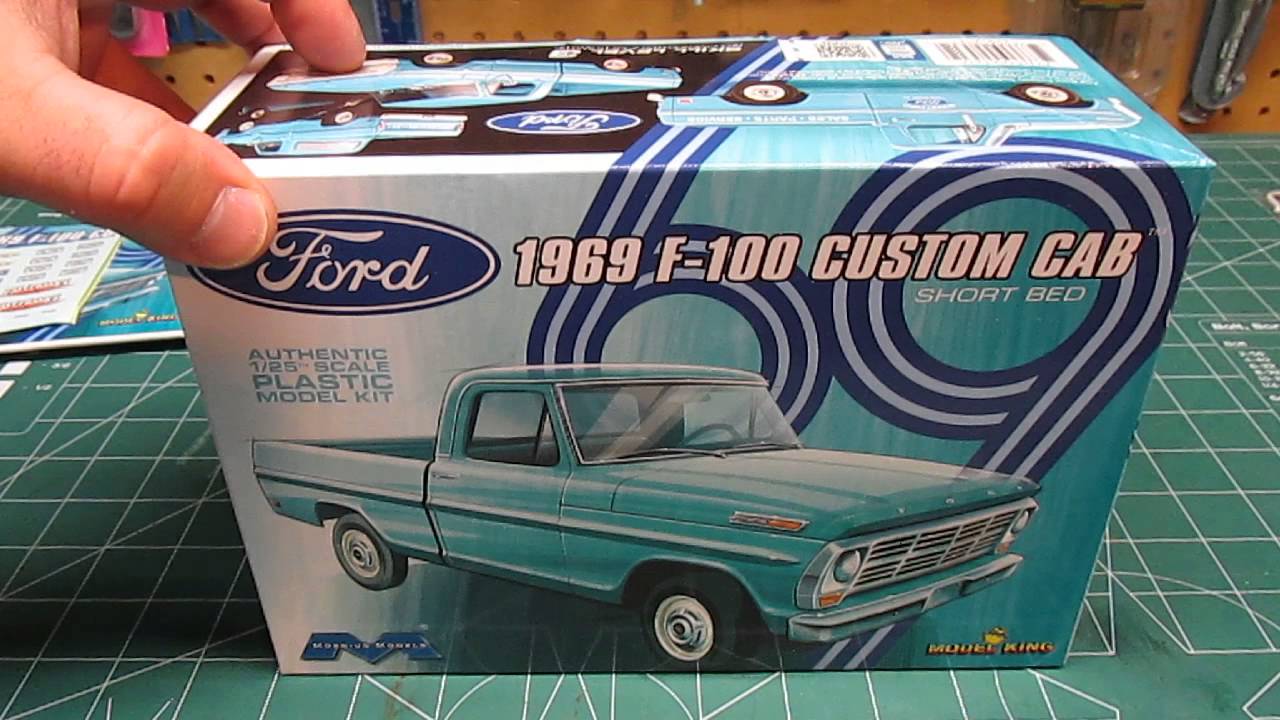 Moebius Model King 1/25 1969 Ford F-100 Custom Cab Short Bed Model Kit Review