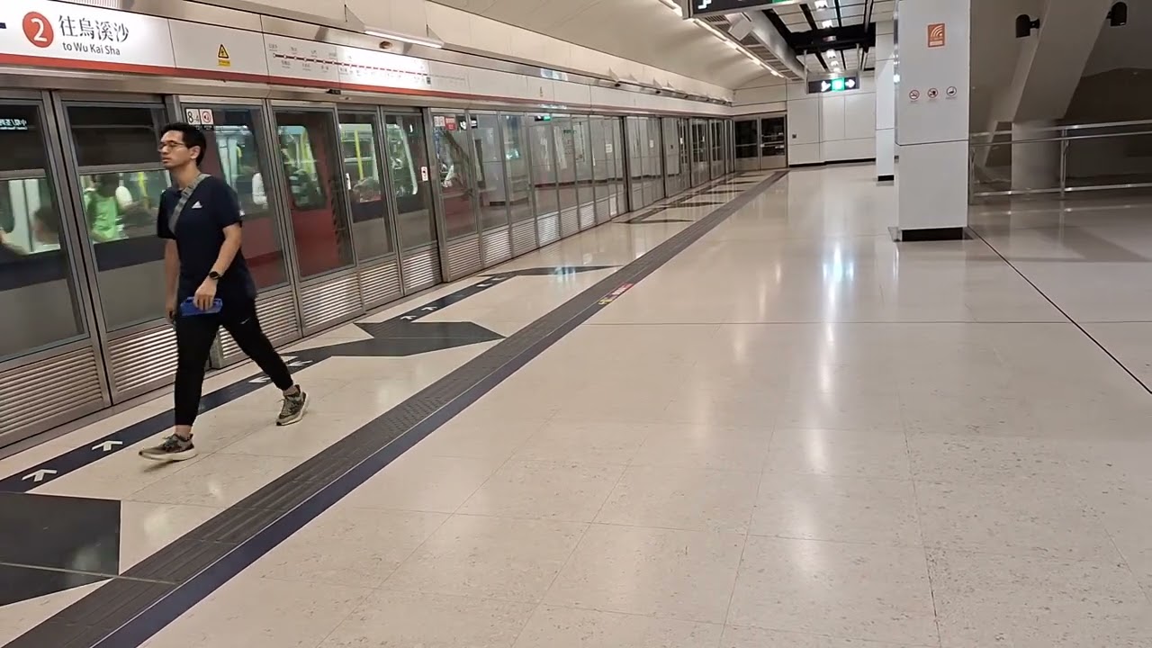 2024-9-26 港鐵屯馬綫4列IKK-Train先後駛入美孚站2號月台