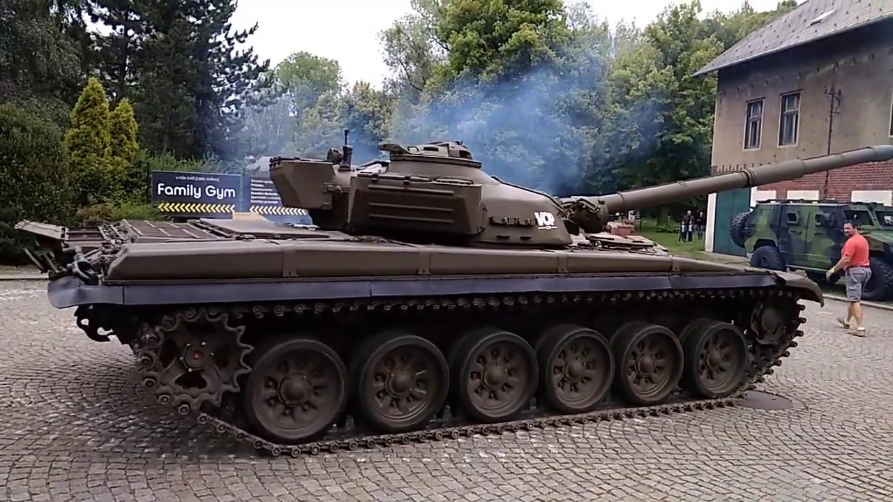2018.06.30 Nakládání tanku T72 na tahač 2/2