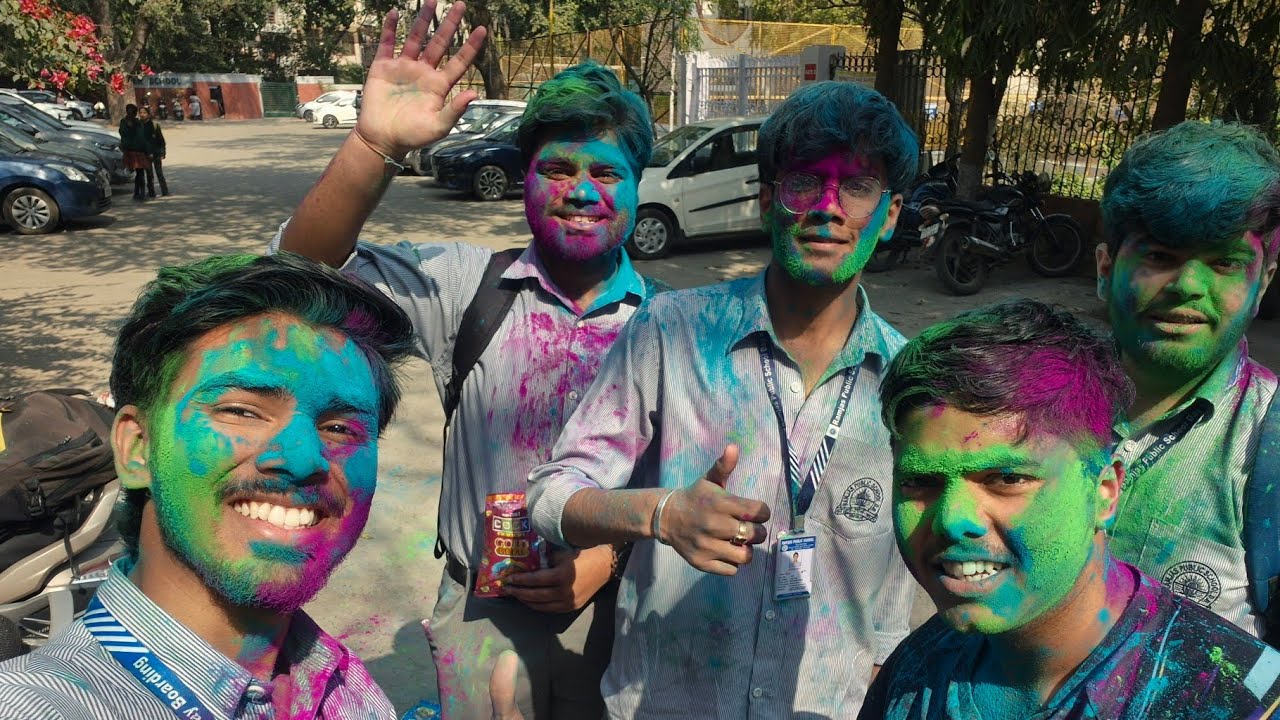 HOLI With Friends 💛💙💚🩷 | Outside BOARD Centre 😂