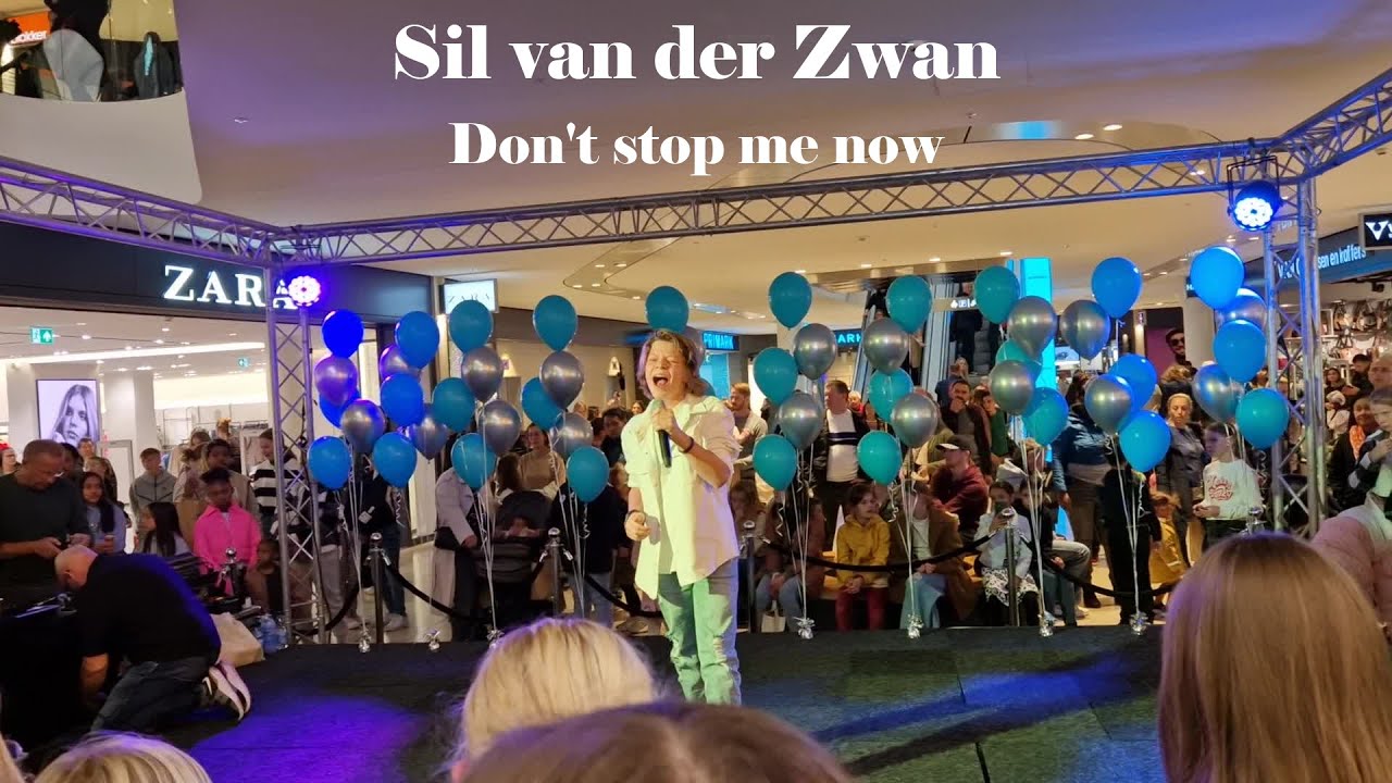 Sil van der Zwan - Don't Stop Me Now (live optreden in Winkelcentum Hilvertshof te Hilversum)