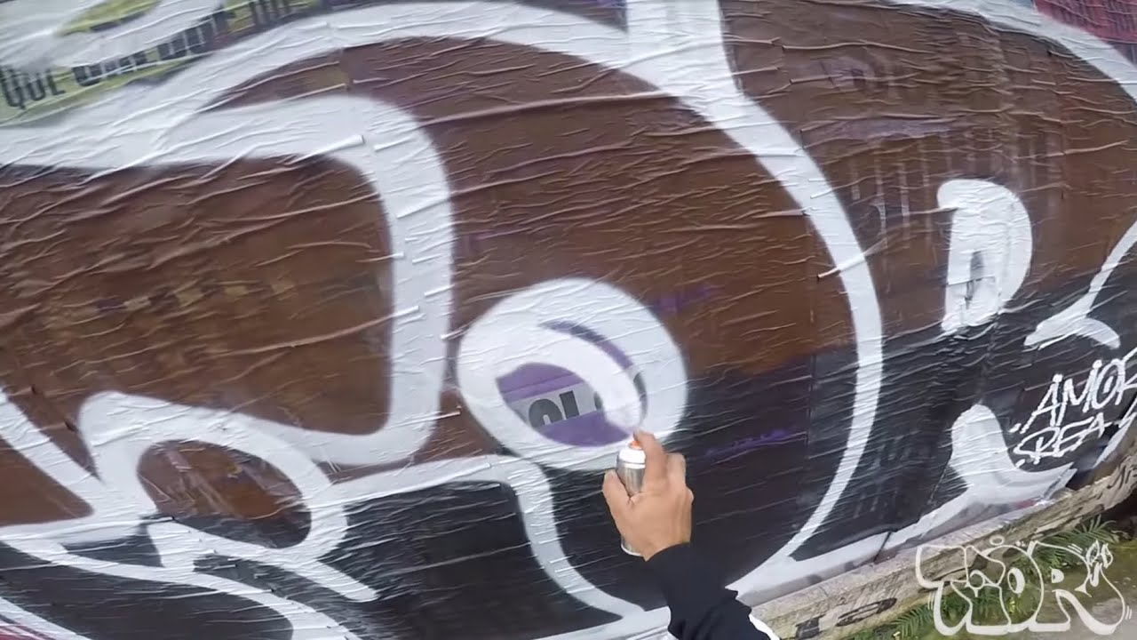 GRAFFITI - Arquivos perdidos de um rolê na chuva!