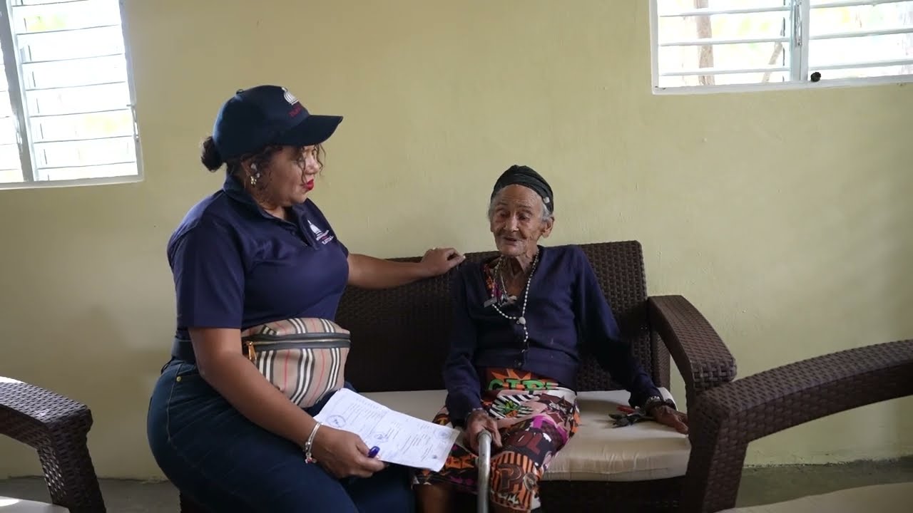 Entrega de casa y enseres a Doña mariana mosquea en Moca Espaillat #dasac 