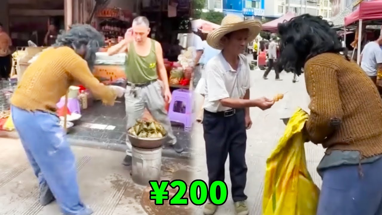 阿義假扮乞丐到街上讨饭，被暴躁大爷恶语赶走，善良大爷看到后将自己手中食物递给阿义吃！ 【阿義走鄉村】#Farm #tour #drama #正能量