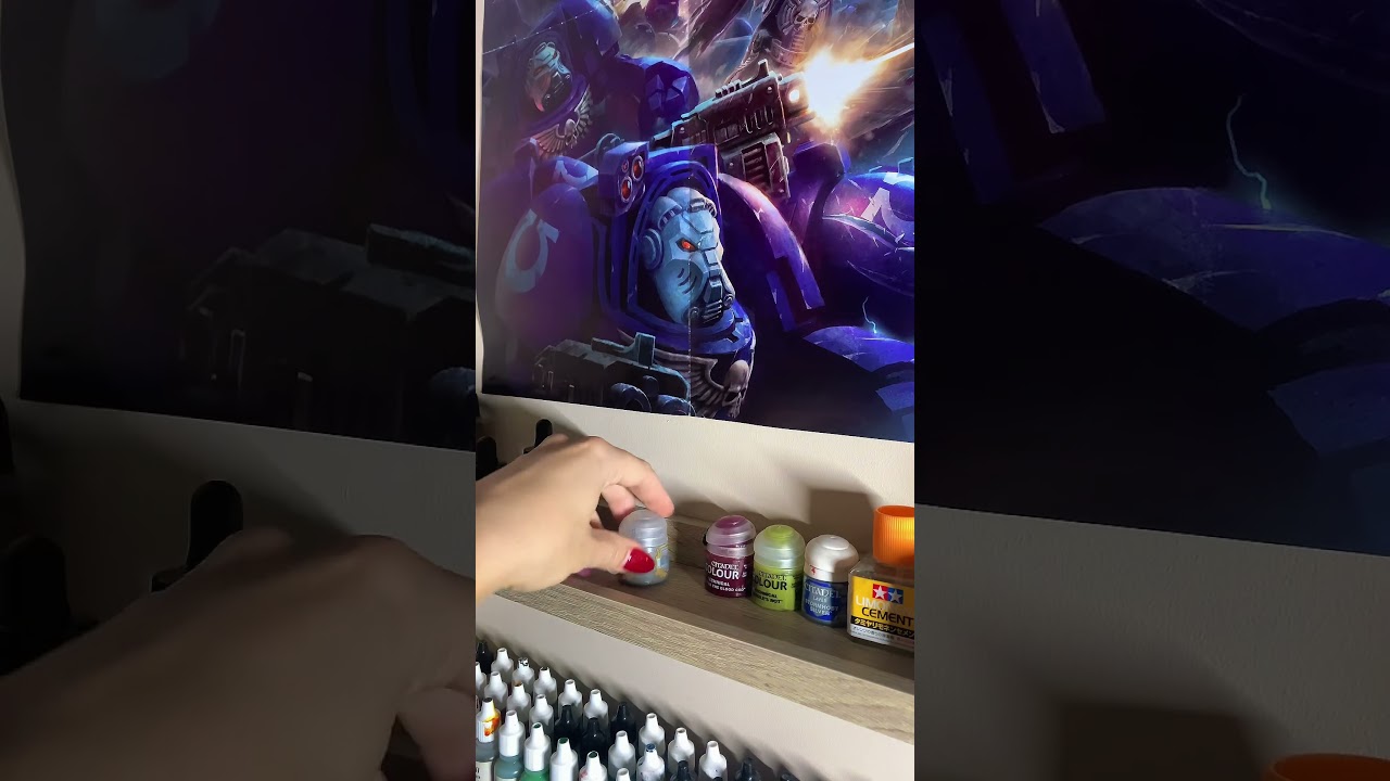 A realistic hobby desk rest… 