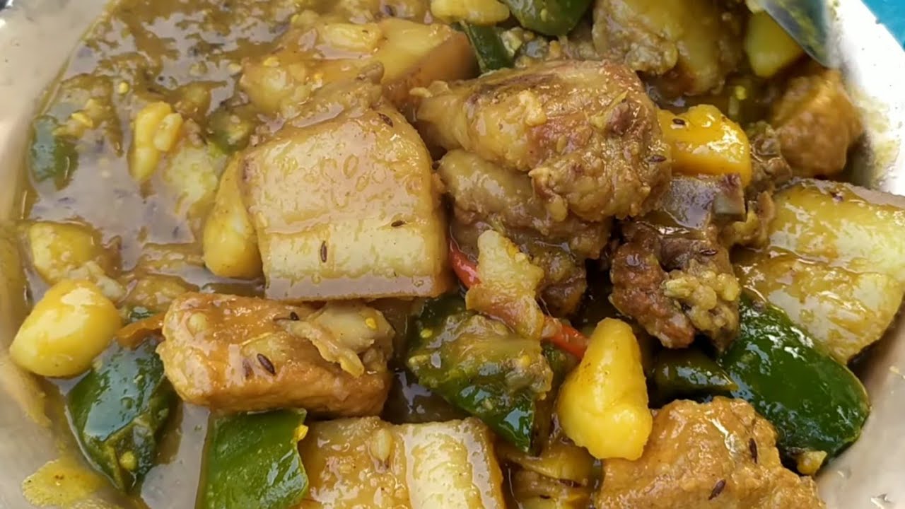 Cook a delicious pork meat recipe | Pork fatty meat gravy curry