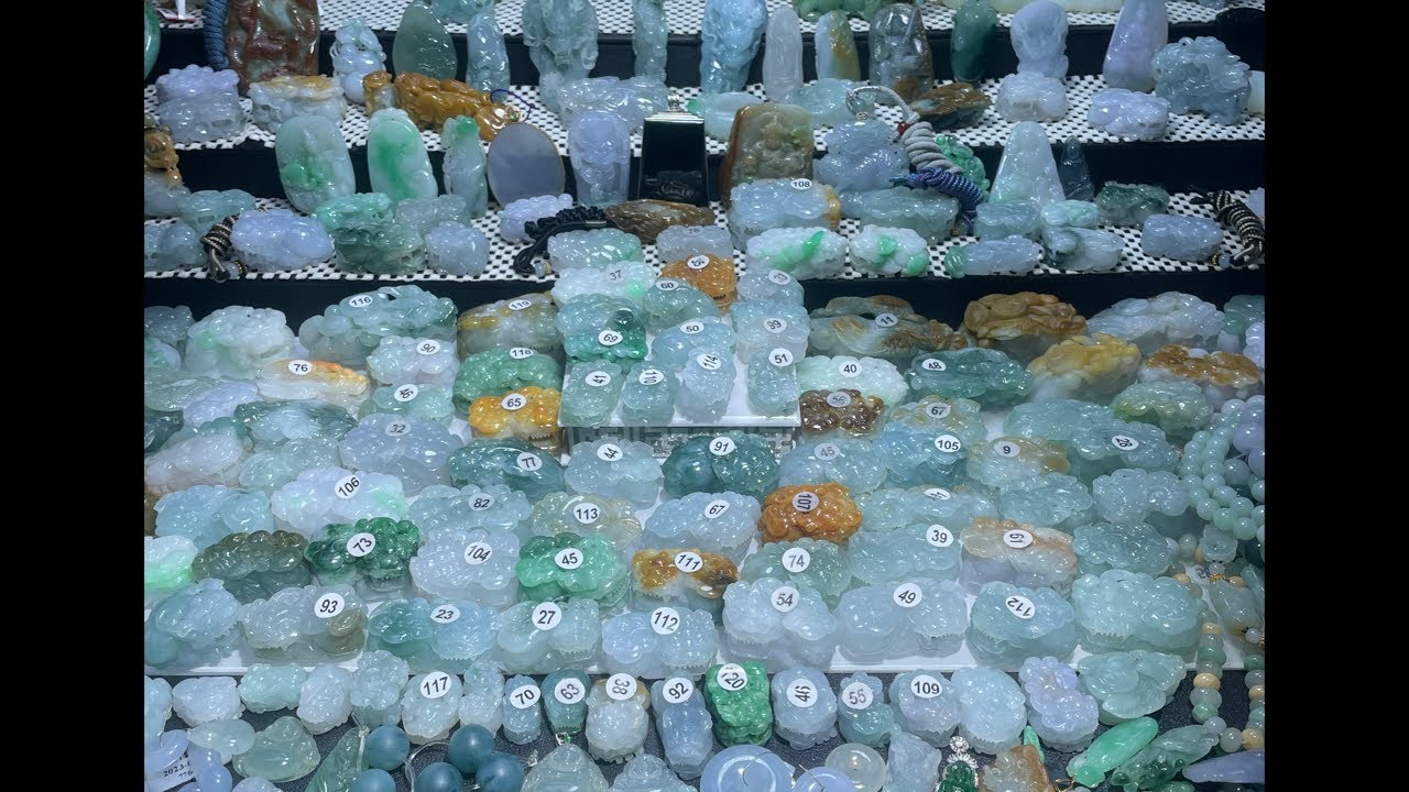 3月6號凌晨班毛哥“翡翠貔貅一哥”正在直播！工廠貔貅一手貨源一件也是批發價#jade #綠a翡翠 #定制翡翠 #古玉收藏 #流量#毛哥精選翡翠