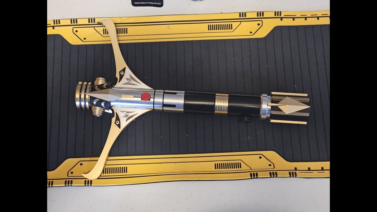 Высокорослый ворон от компании Korbanth, установленный для Николаса.